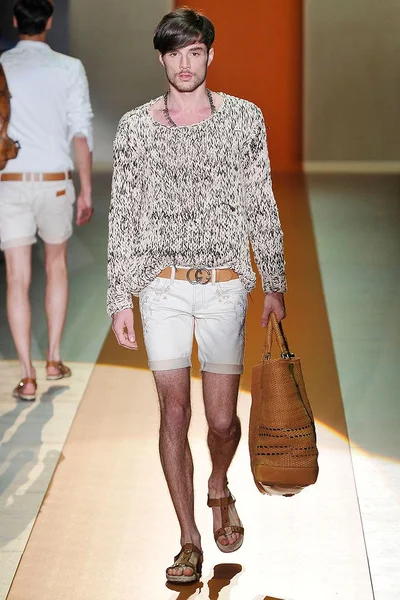 Look 33